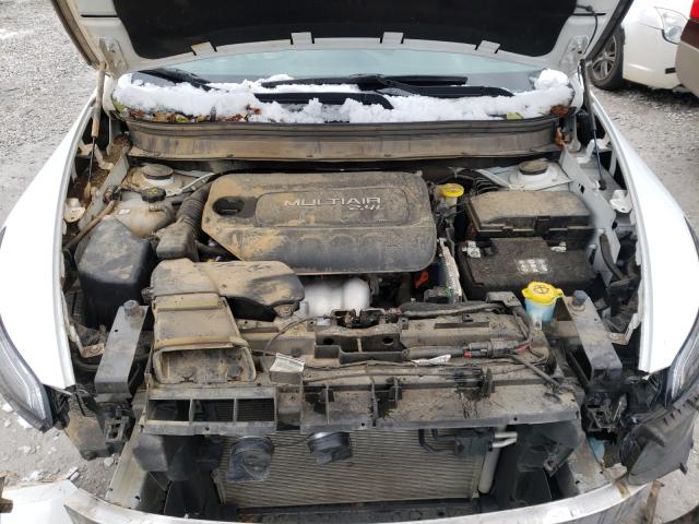 Photo 6 VIN: 1C4PJLDBXHW640671 - JEEP CHEROKEE L 