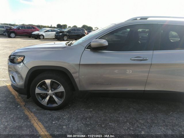 Photo 5 VIN: 1C4PJLDBXKD434382 - JEEP CHEROKEE 