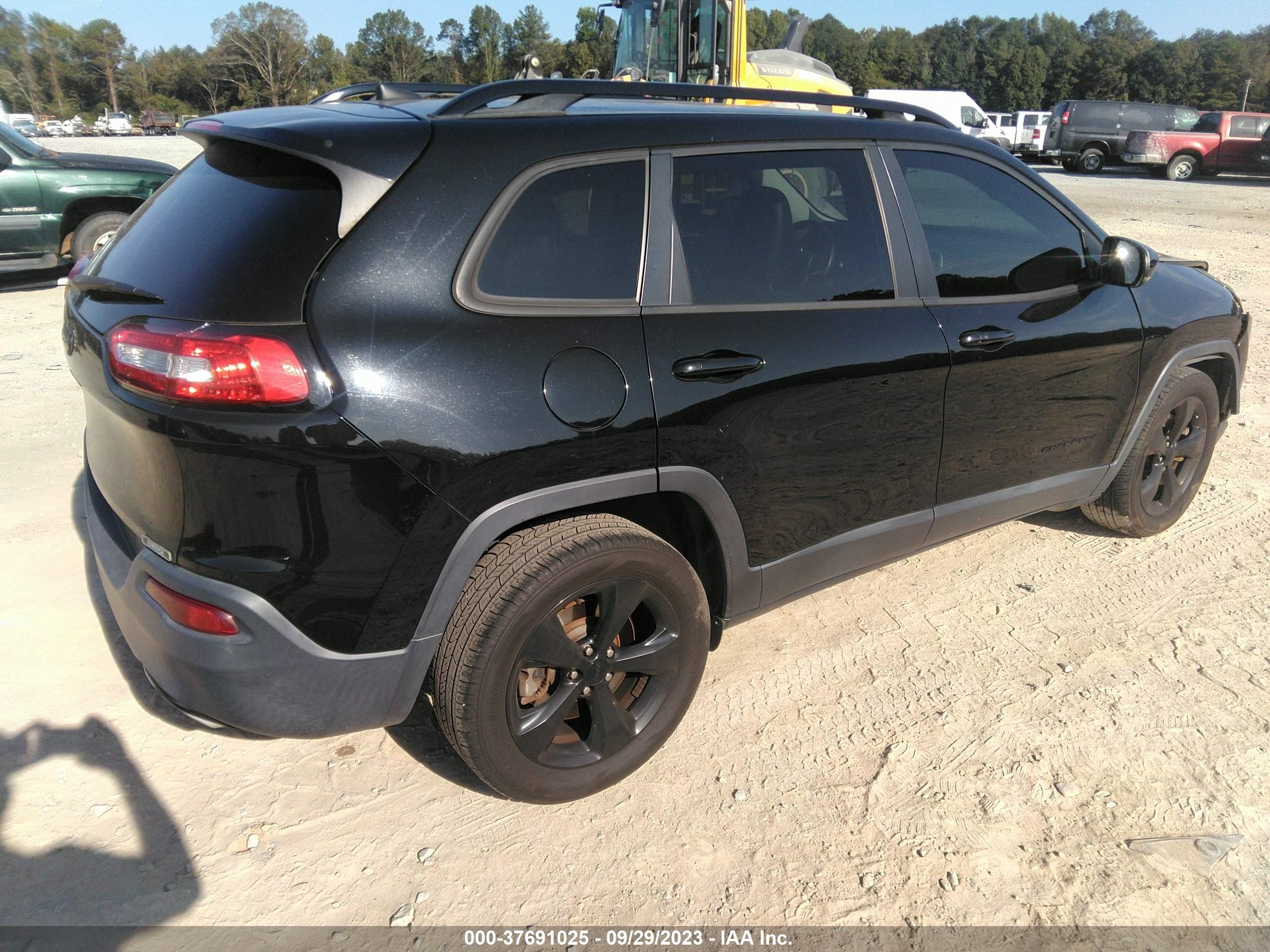 Photo 3 VIN: 1C4PJLDS8HW514471 - JEEP CHEROKEE 