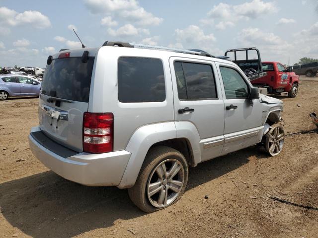 Photo 2 VIN: 1C4PJLFK0CW106987 - JEEP LIBERTY JE 