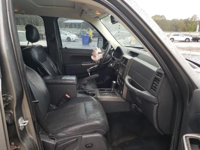 Photo 4 VIN: 1C4PJLFK0CW155011 - JEEP LIBERTY JE 