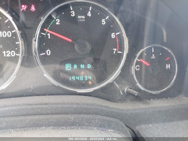 Photo 6 VIN: 1C4PJLFK6CW201876 - JEEP LIBERTY 