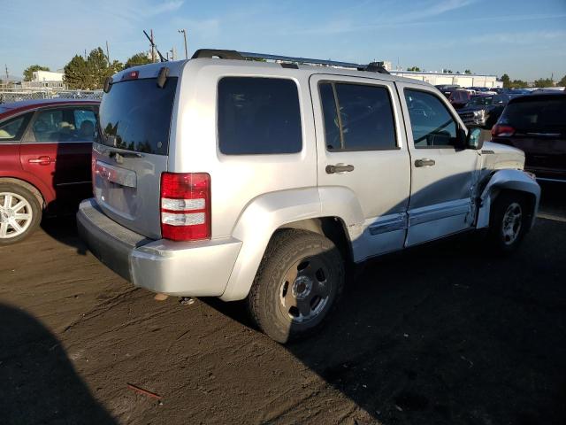 Photo 2 VIN: 1C4PJLFK8CW107109 - JEEP LIBERTY JE 