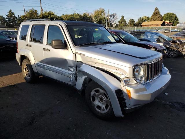 Photo 3 VIN: 1C4PJLFK8CW107109 - JEEP LIBERTY JE 