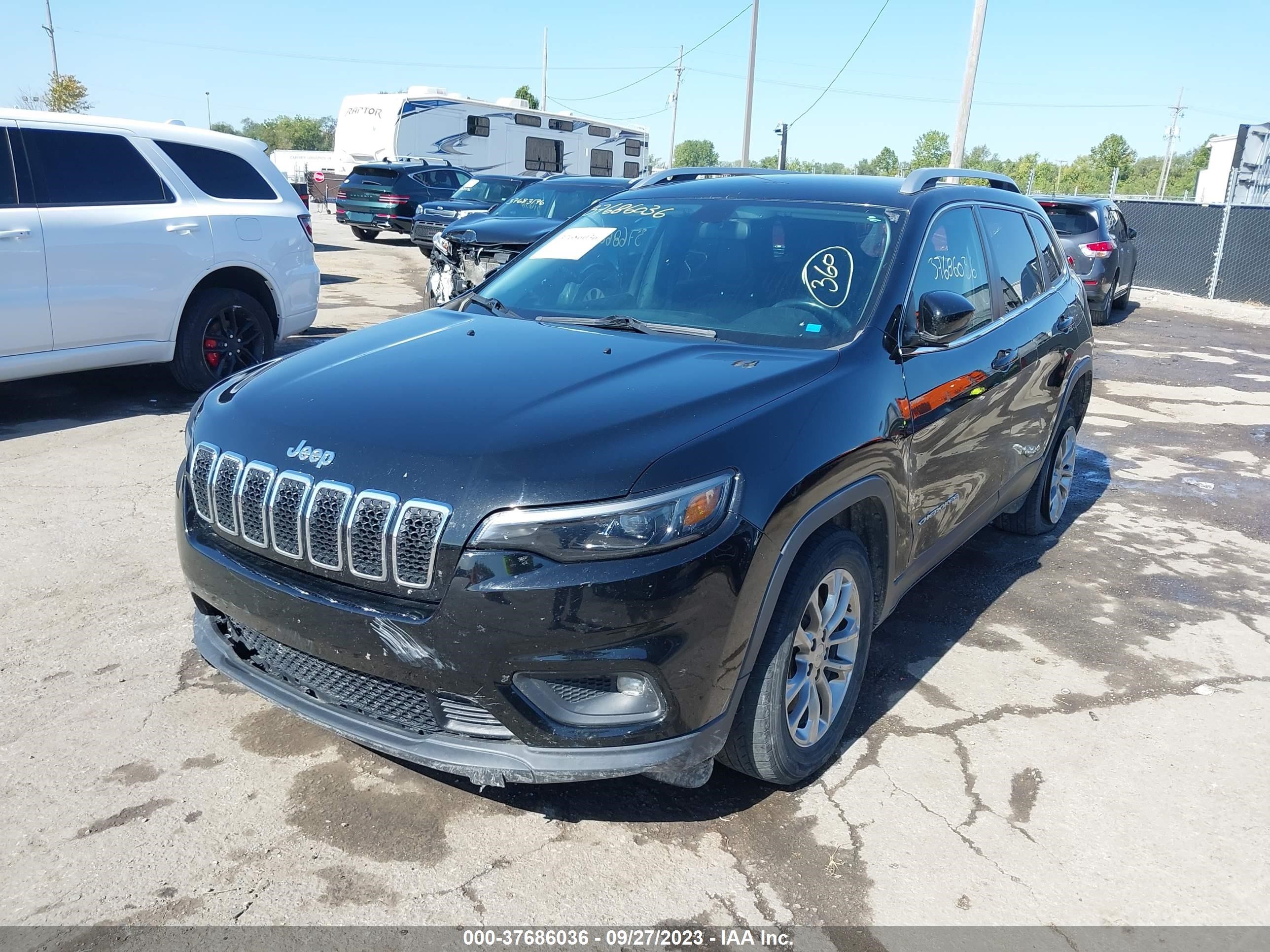 Photo 1 VIN: 1C4PJLLB0KD154617 - JEEP CHEROKEE 