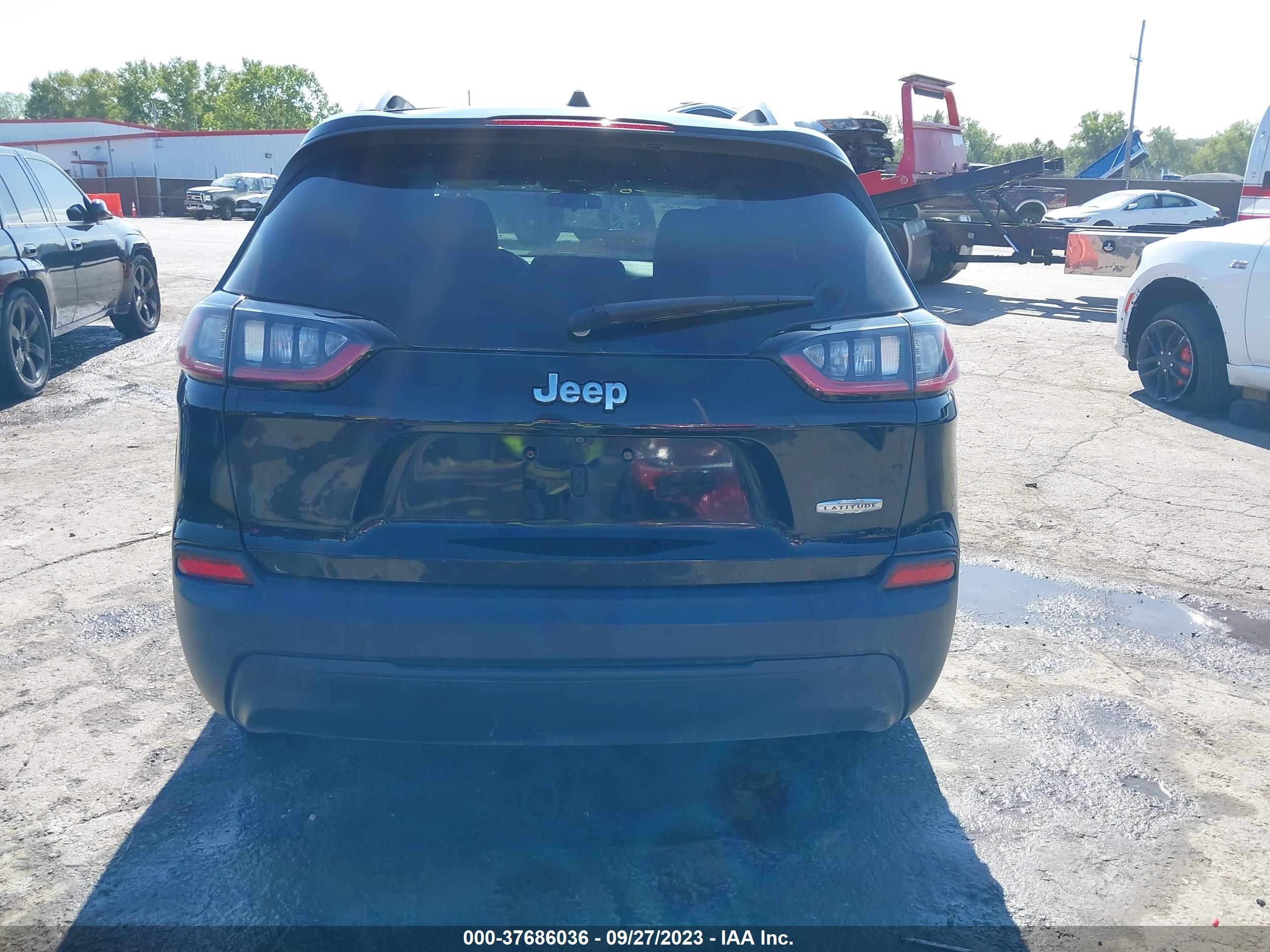 Photo 15 VIN: 1C4PJLLB0KD154617 - JEEP CHEROKEE 