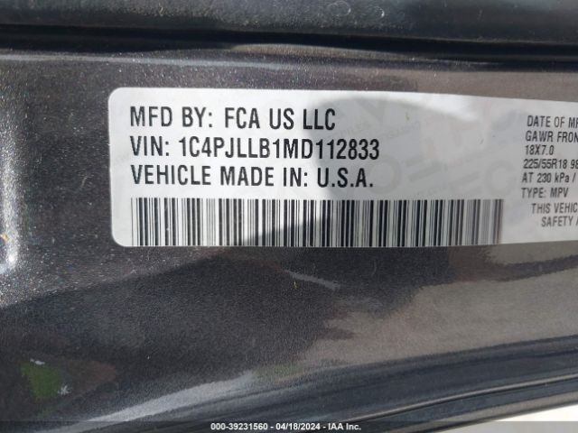 Photo 8 VIN: 1C4PJLLB1MD112833 - JEEP CHEROKEE 