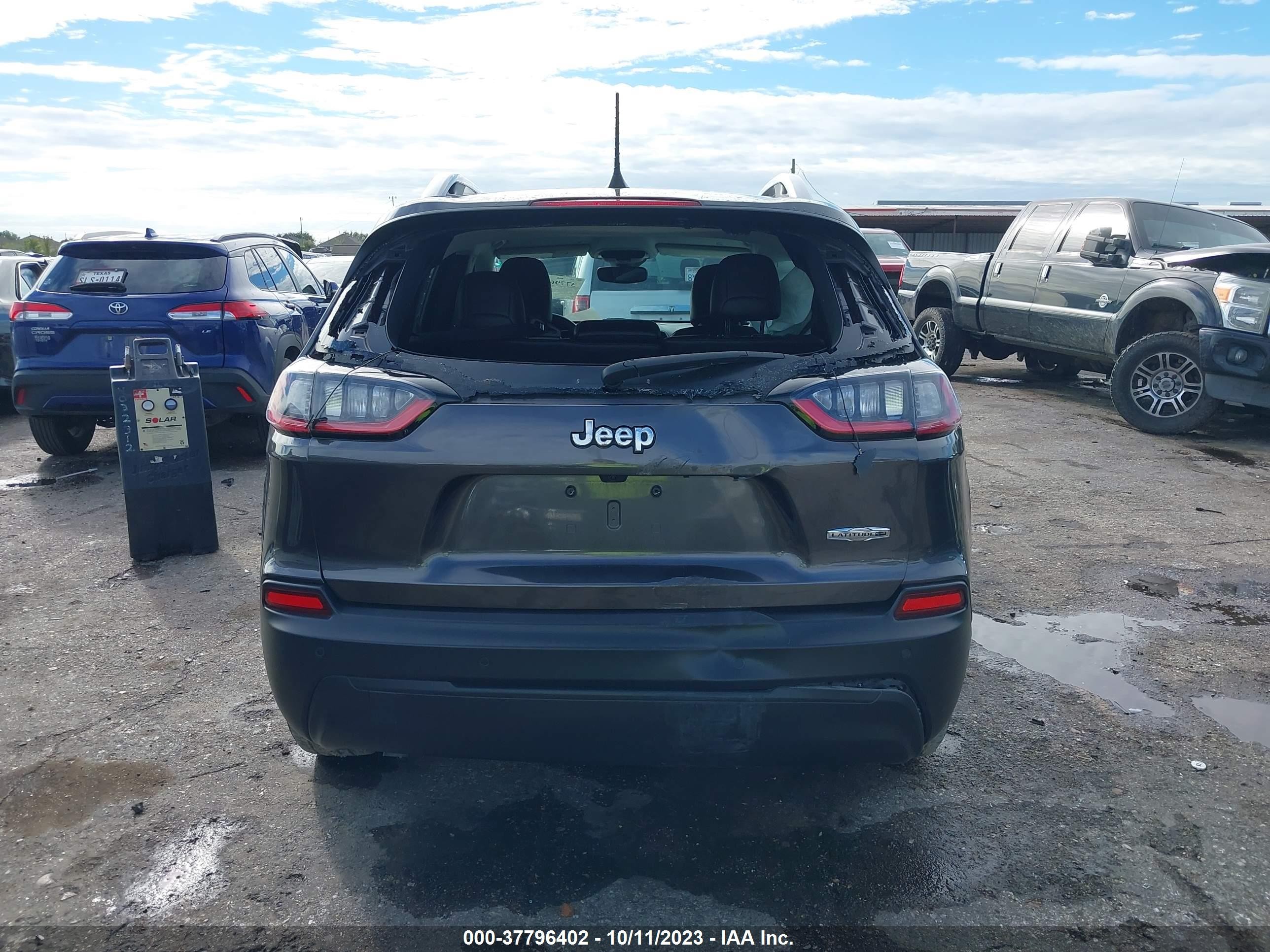 Photo 15 VIN: 1C4PJLLB4MD155000 - JEEP CHEROKEE 