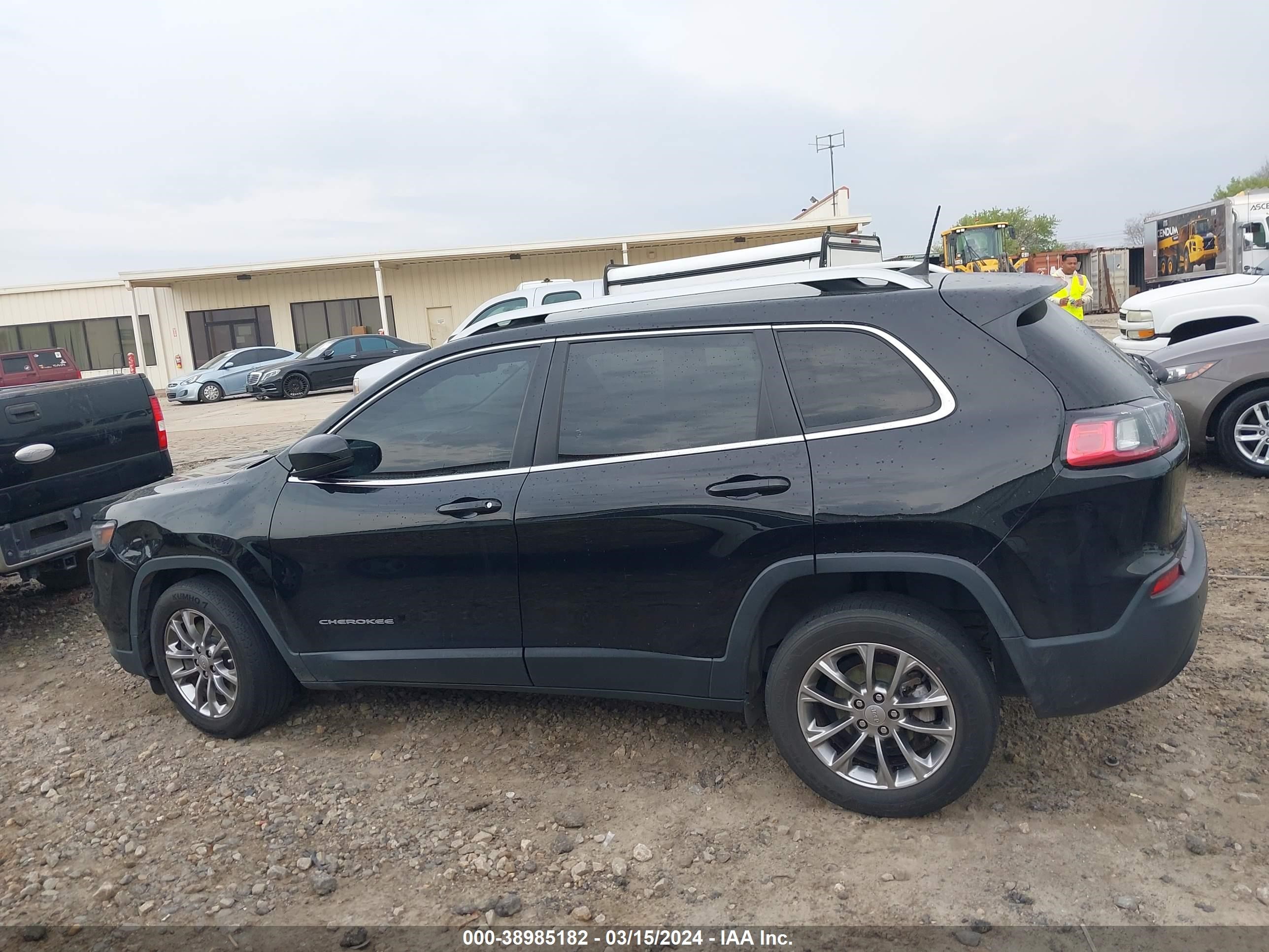 Photo 12 VIN: 1C4PJLLB6LD568681 - JEEP CHEROKEE 