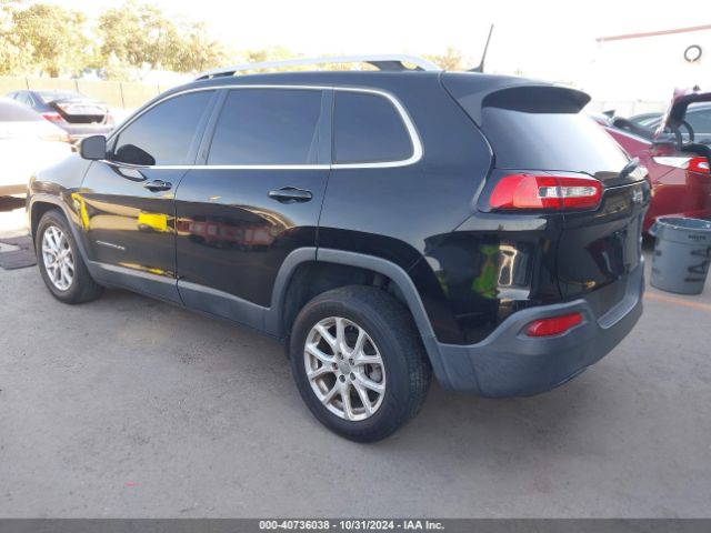 Photo 2 VIN: 1C4PJLLB7JD568833 - JEEP CHEROKEE 