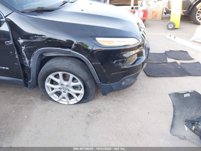 Photo 5 VIN: 1C4PJLLB7JD568833 - JEEP CHEROKEE 