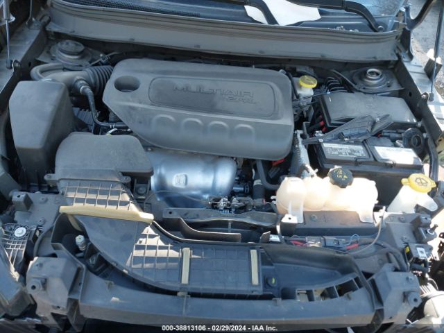 Photo 9 VIN: 1C4PJLLB7KD485405 - JEEP CHEROKEE 