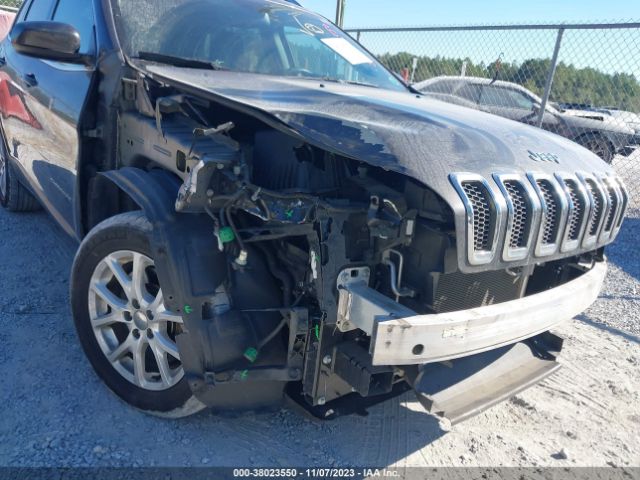 Photo 5 VIN: 1C4PJLLB8JD518636 - JEEP CHEROKEE 