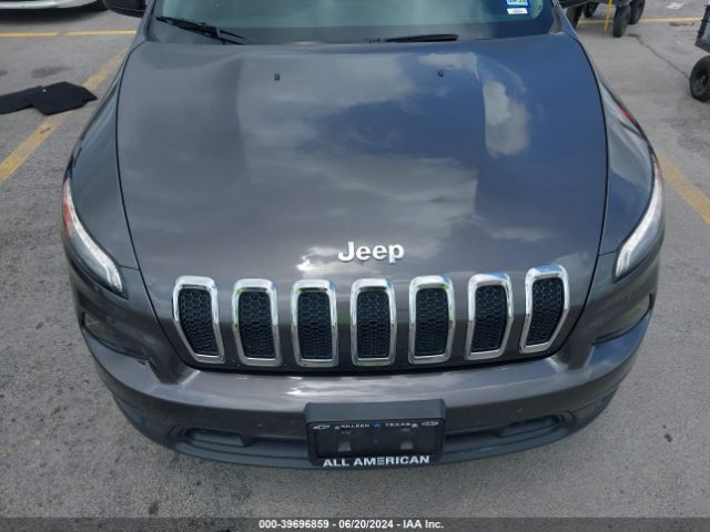 Photo 5 VIN: 1C4PJLLB8JD590825 - JEEP CHEROKEE 