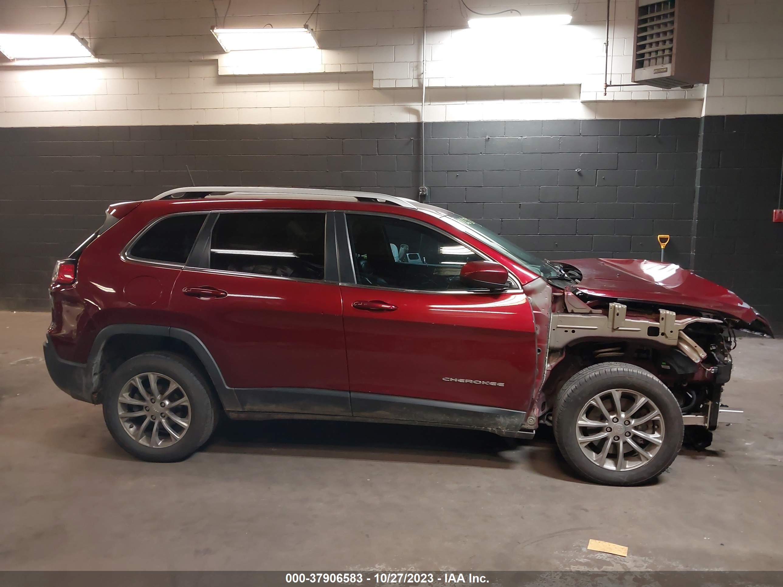 Photo 13 VIN: 1C4PJLLB8KD154297 - JEEP CHEROKEE 