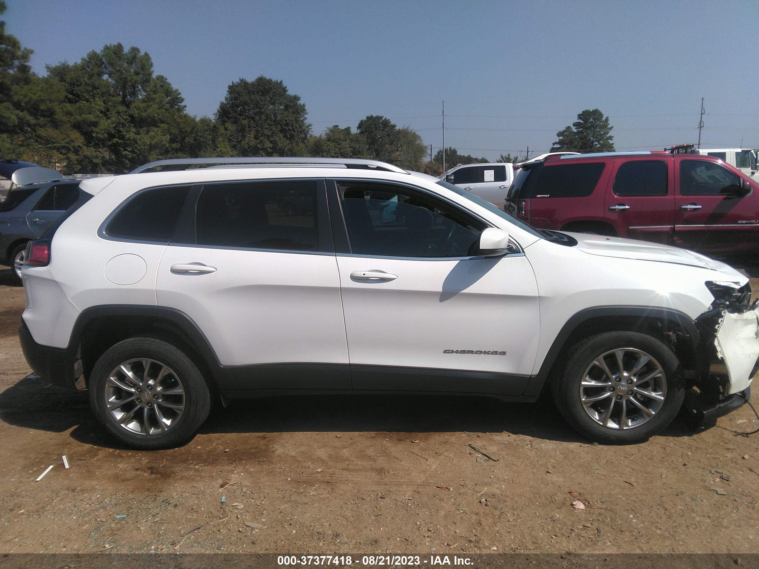 Photo 12 VIN: 1C4PJLLB9KD439493 - JEEP CHEROKEE 