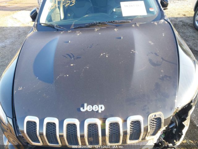 Photo 9 VIN: 1C4PJLLBXJD618365 - JEEP CHEROKEE 