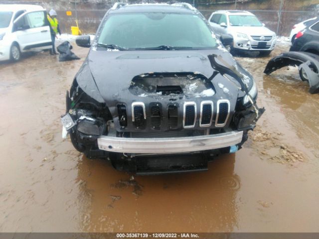 Photo 5 VIN: 1C4PJLLX4JD523845 - JEEP CHEROKEE 