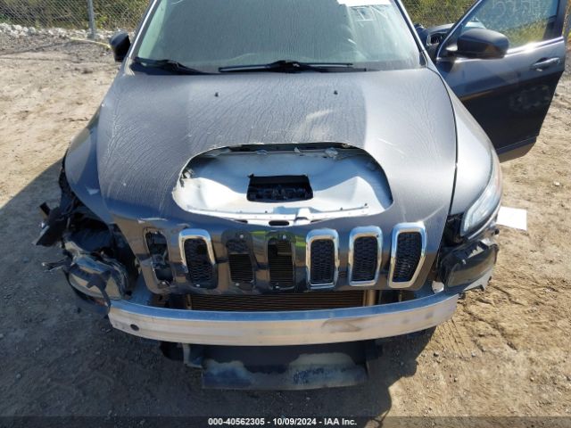 Photo 5 VIN: 1C4PJLLX4JD523845 - JEEP CHEROKEE 