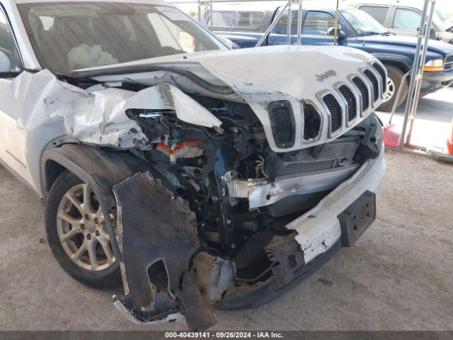 Photo 5 VIN: 1C4PJLLX9JD524943 - JEEP CHEROKEE 