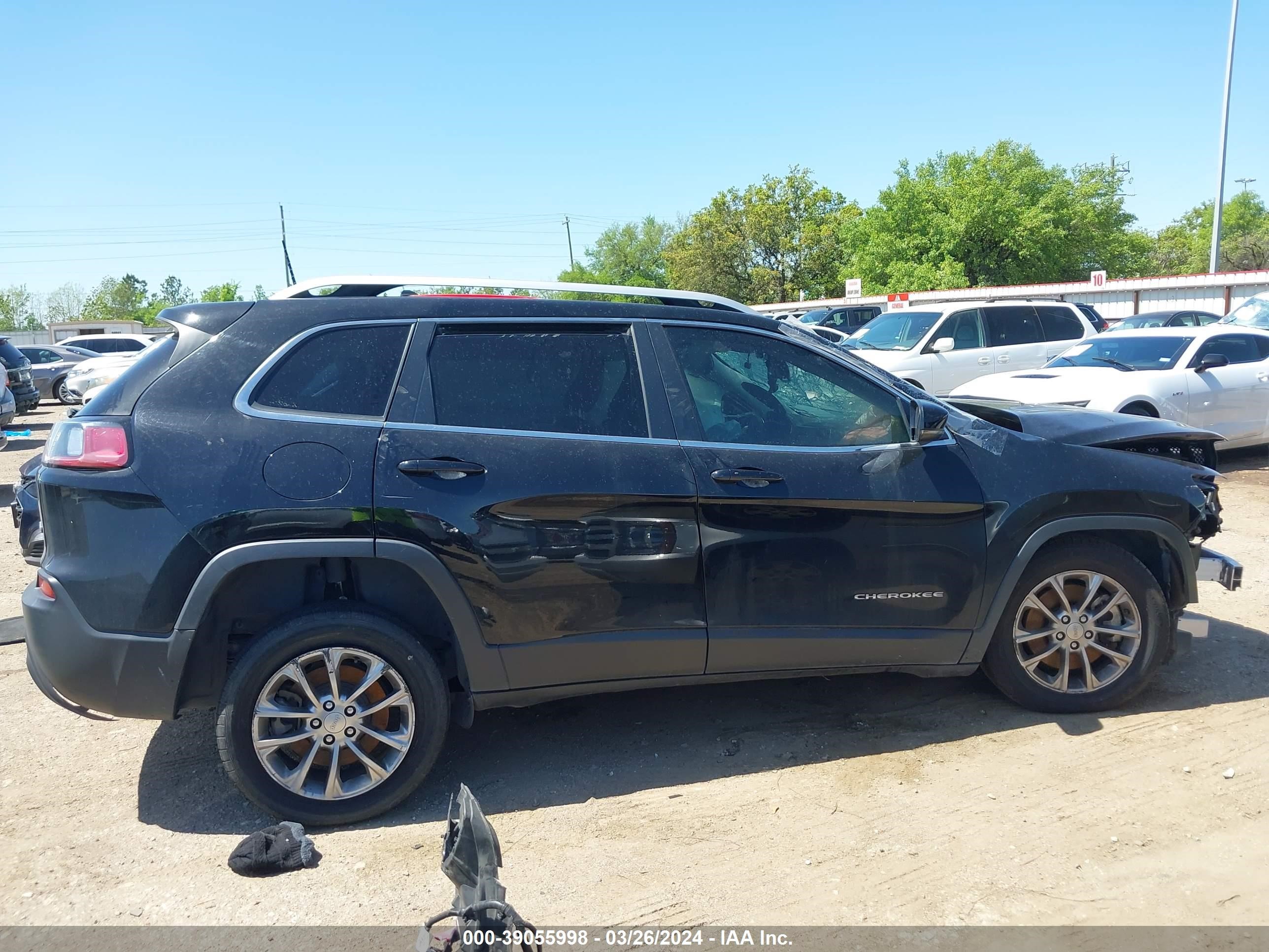 Photo 13 VIN: 1C4PJLMX7MD211411 - JEEP CHEROKEE 