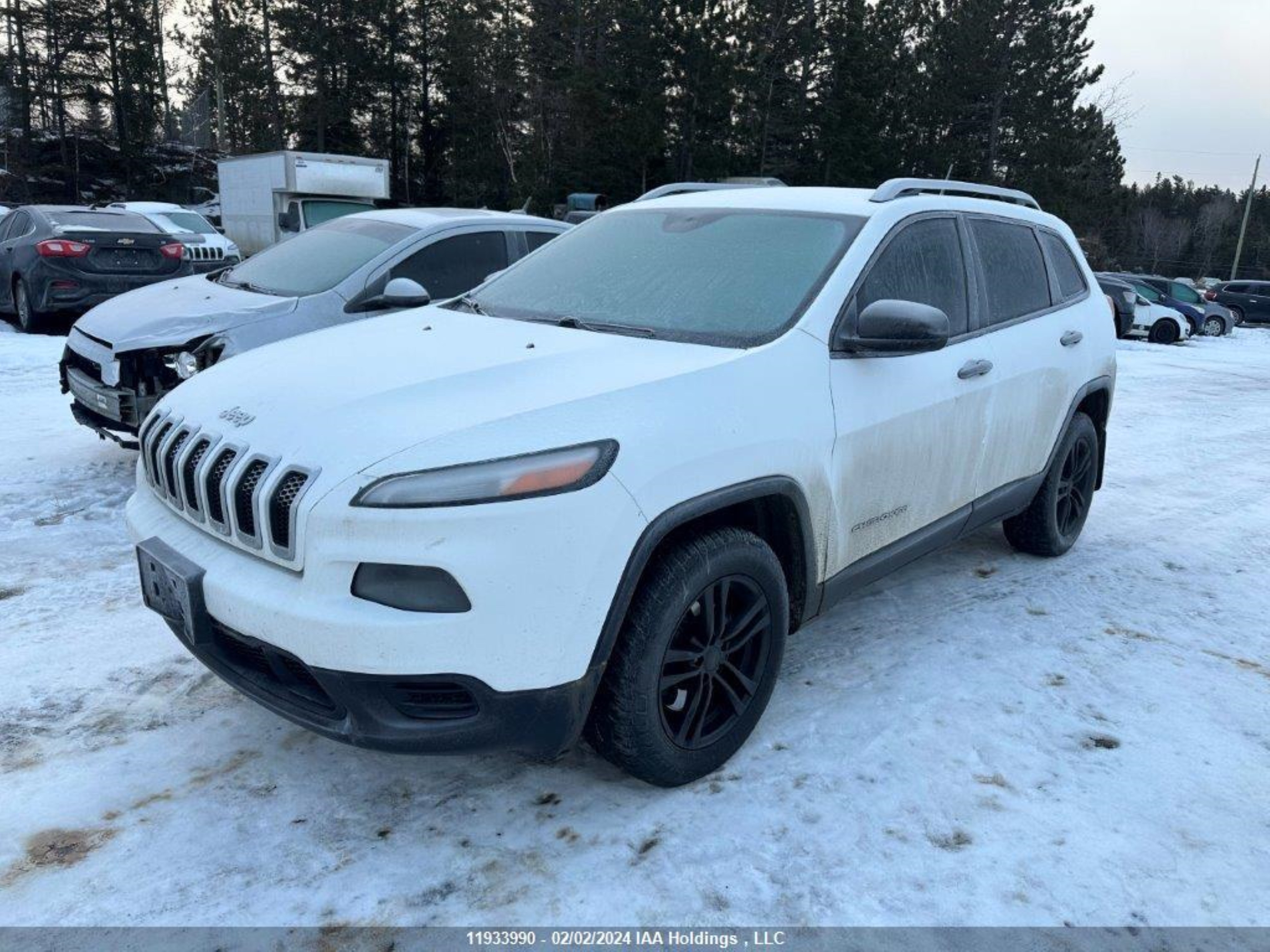 Photo 2 VIN: 1C4PJMAB0FW605838 - JEEP CHEROKEE 