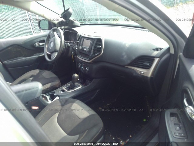 Photo 4 VIN: 1C4PJMAB0GW148160 - JEEP CHEROKEE 