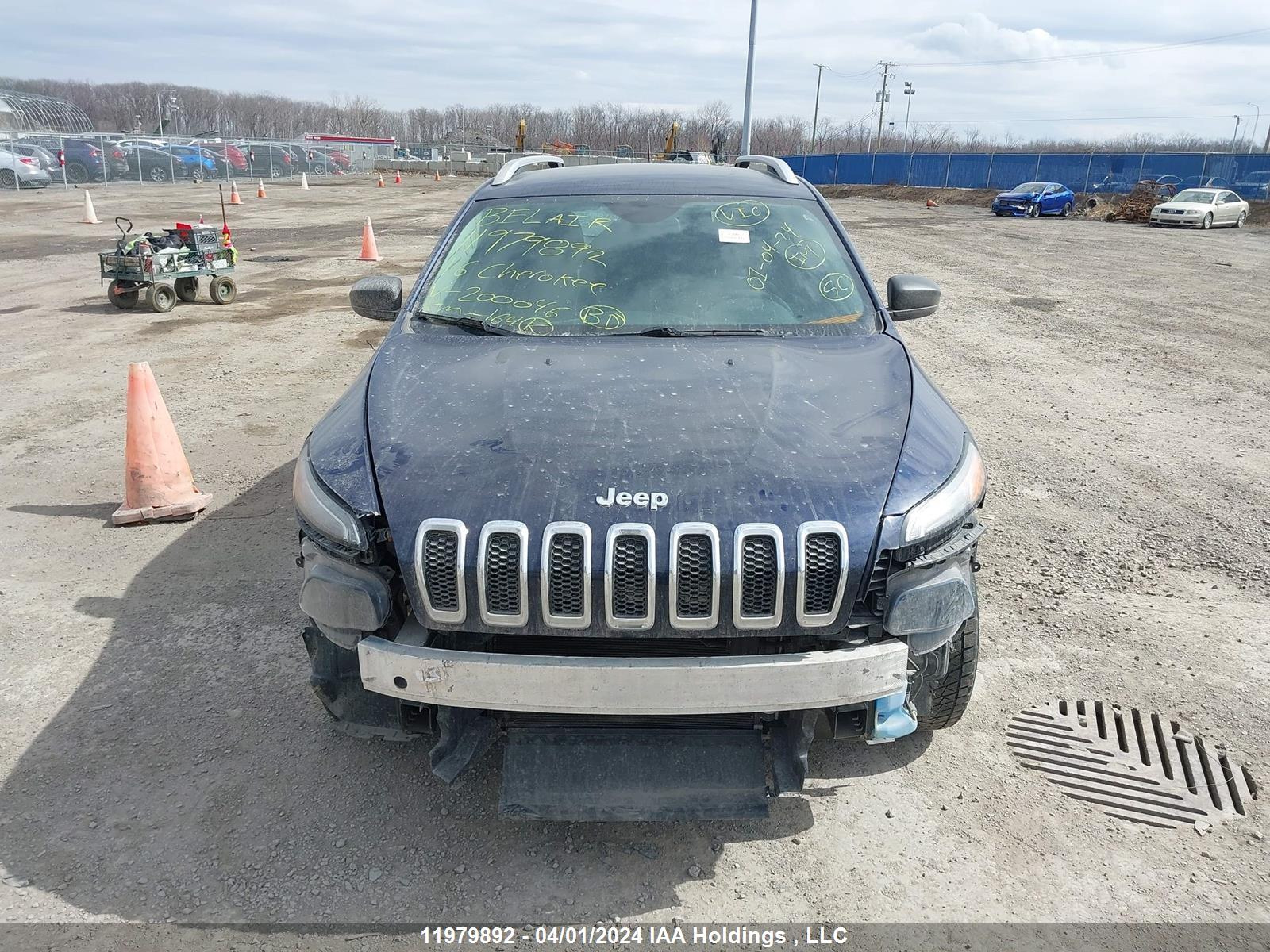 Photo 12 VIN: 1C4PJMAB0GW200046 - JEEP CHEROKEE 