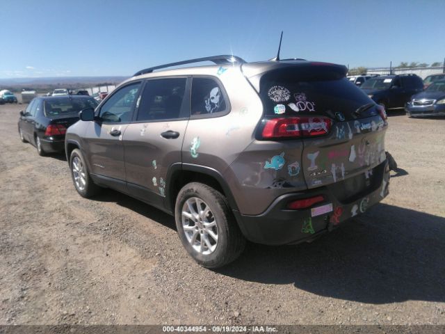 Photo 2 VIN: 1C4PJMAB0GW250977 - JEEP CHEROKEE 