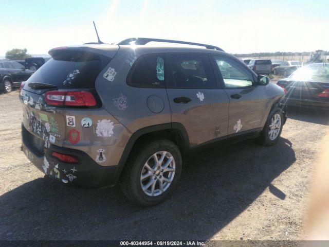 Photo 3 VIN: 1C4PJMAB0GW250977 - JEEP CHEROKEE 