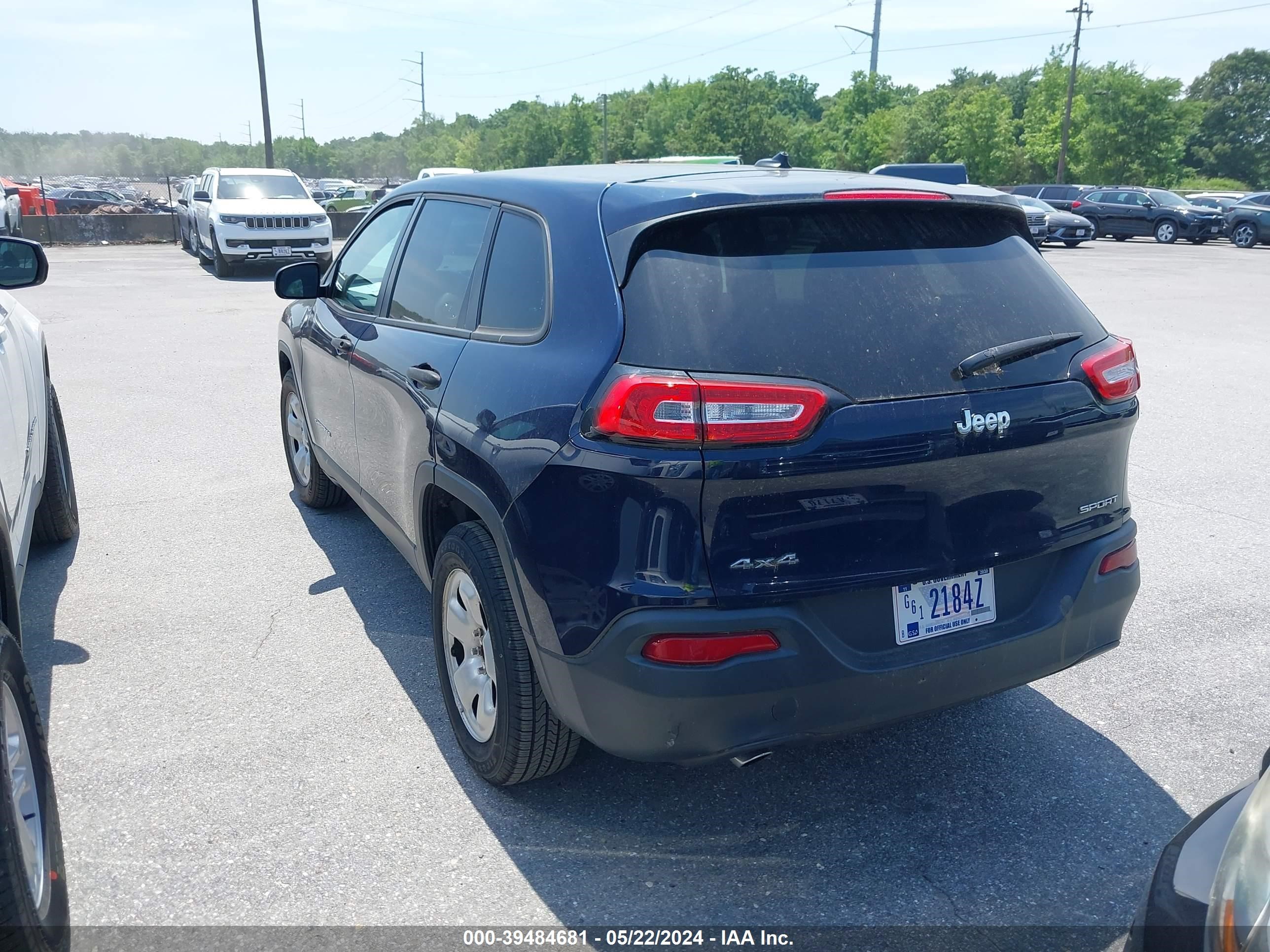 Photo 2 VIN: 1C4PJMAB1EW303182 - JEEP CHEROKEE 