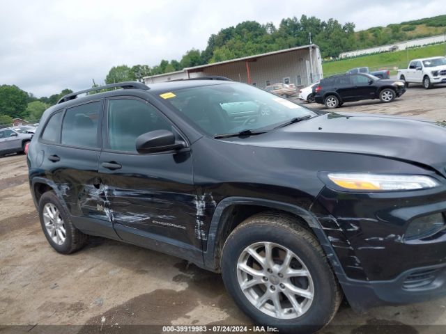 Photo 5 VIN: 1C4PJMAB1GW204512 - JEEP CHEROKEE 