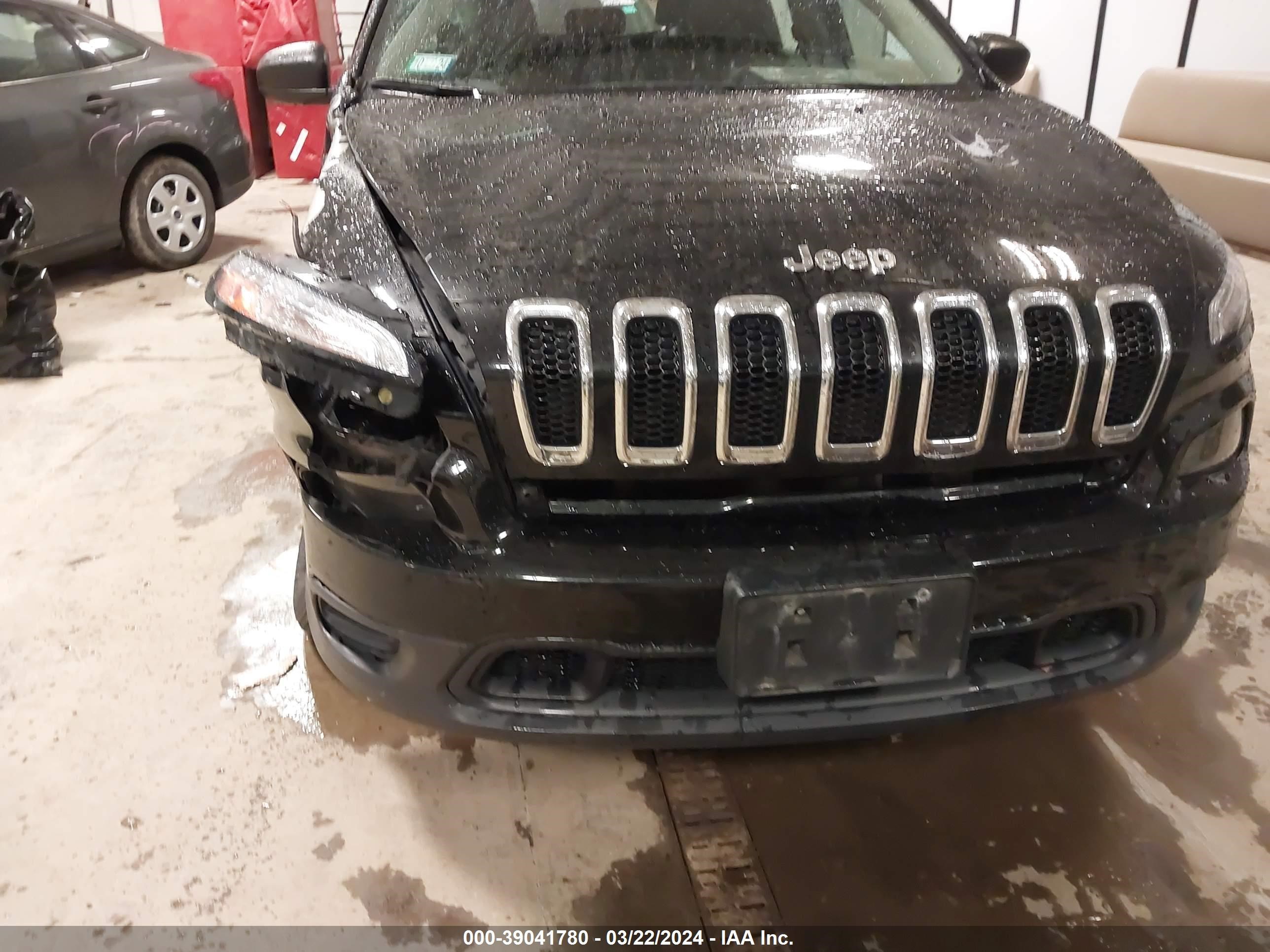 Photo 14 VIN: 1C4PJMAB1HD220884 - JEEP CHEROKEE 