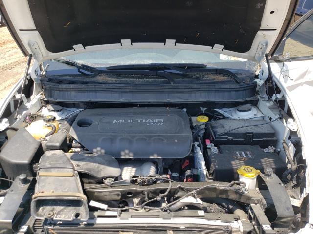 Photo 6 VIN: 1C4PJMAB3GW112396 - JEEP CHEROKEE 