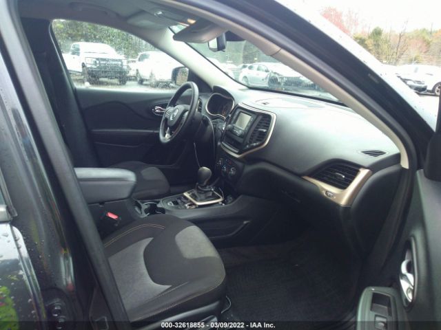 Photo 4 VIN: 1C4PJMAB3GW204544 - JEEP CHEROKEE 