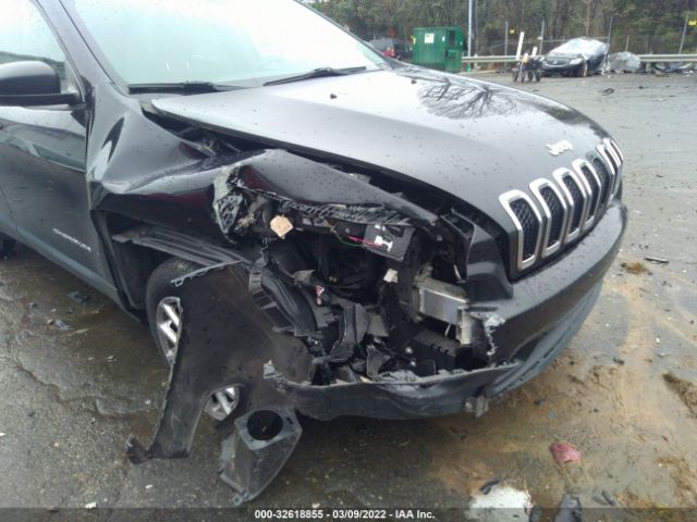 Photo 5 VIN: 1C4PJMAB3GW204544 - JEEP CHEROKEE 