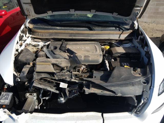 Photo 6 VIN: 1C4PJMAB3GW251010 - JEEP CHEROKEE S 