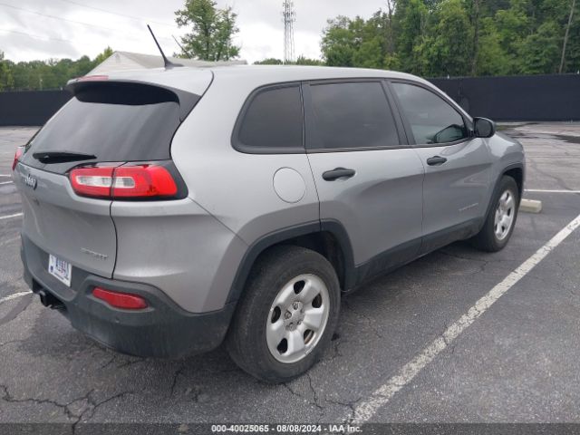 Photo 3 VIN: 1C4PJMAB4FW575288 - JEEP CHEROKEE 