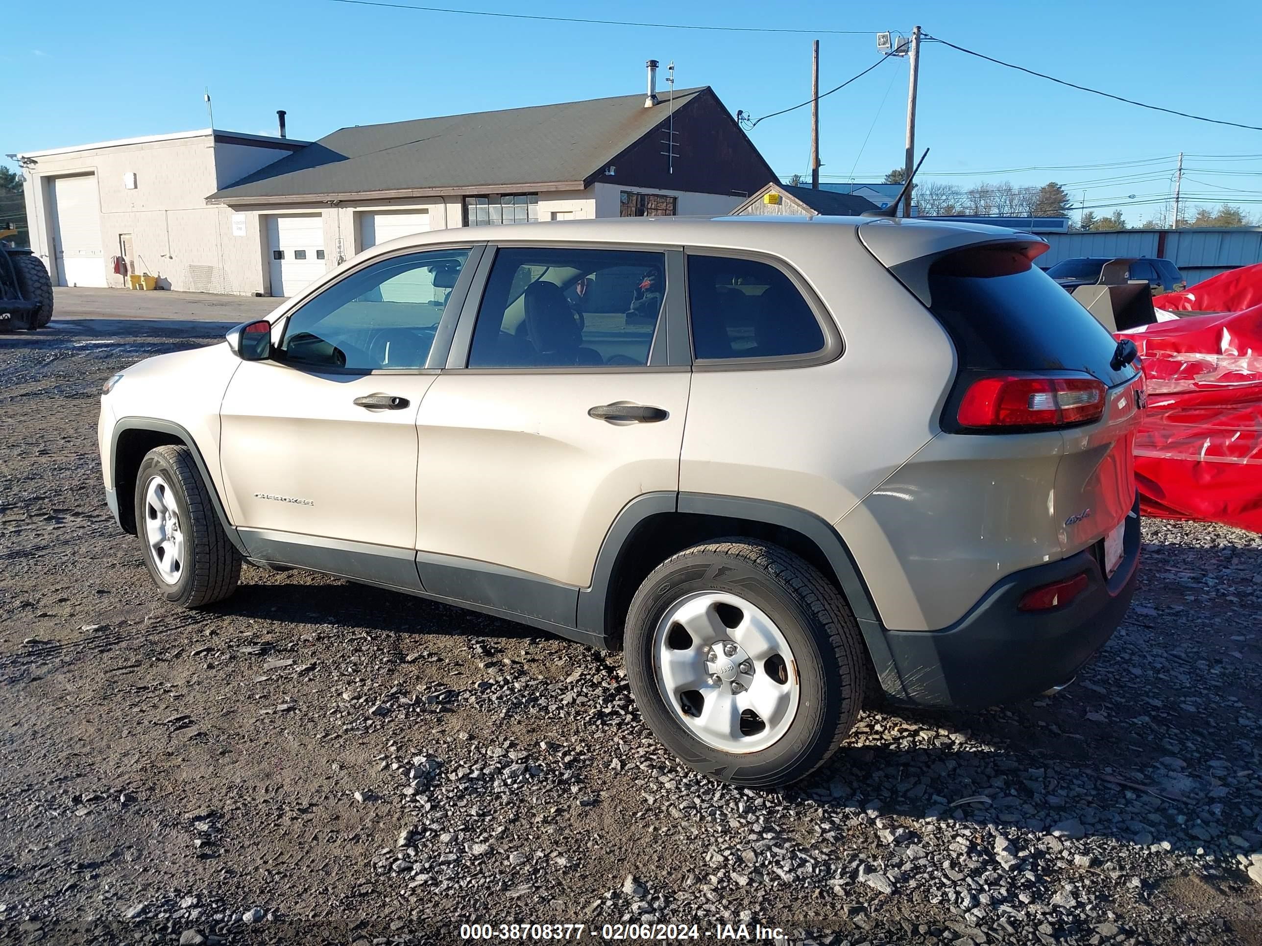 Photo 2 VIN: 1C4PJMAB5FW520140 - JEEP CHEROKEE 