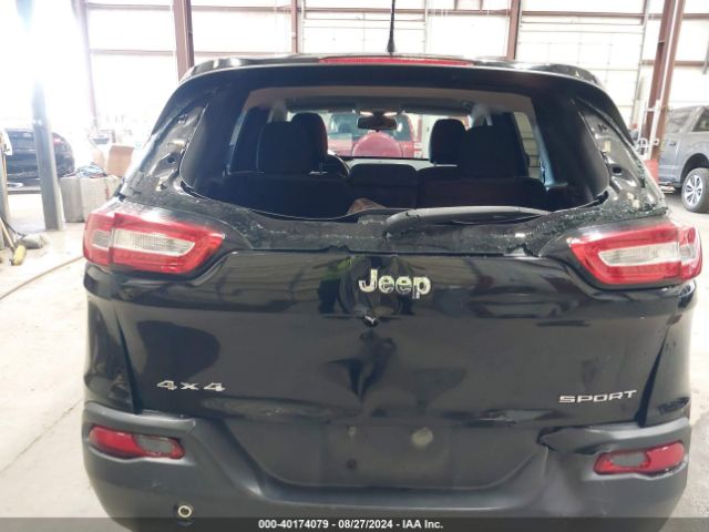 Photo 5 VIN: 1C4PJMAB5HW584343 - JEEP CHEROKEE 