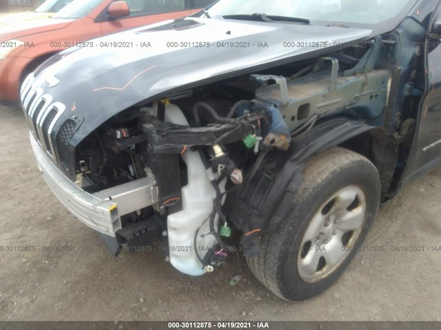 Photo 5 VIN: 1C4PJMAB6EW209833 - JEEP CHEROKEE 