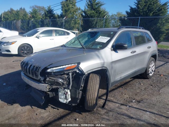 Photo 1 VIN: 1C4PJMAB8GW130831 - JEEP CHEROKEE 