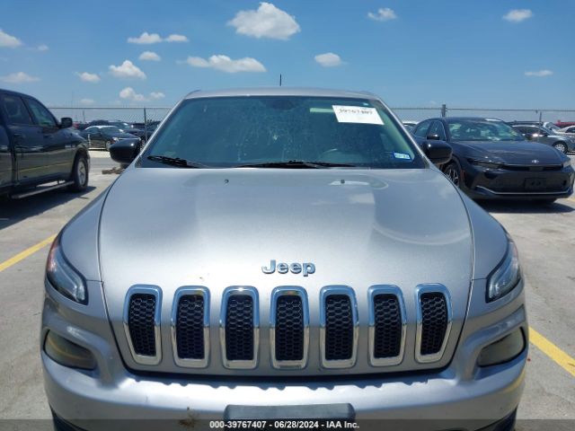 Photo 5 VIN: 1C4PJMAB8HW668723 - JEEP CHEROKEE 