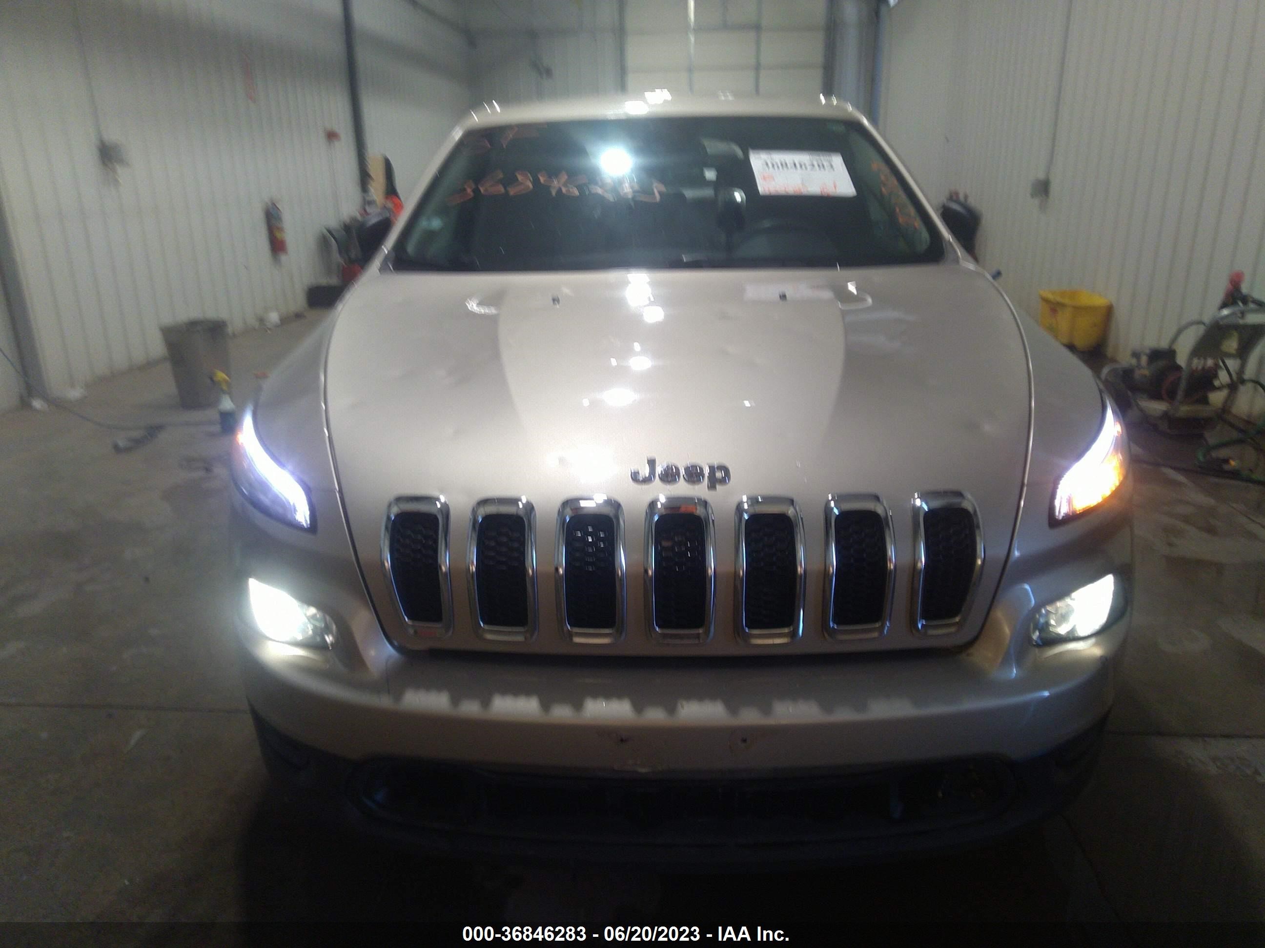 Photo 11 VIN: 1C4PJMAB9EW233544 - JEEP CHEROKEE 