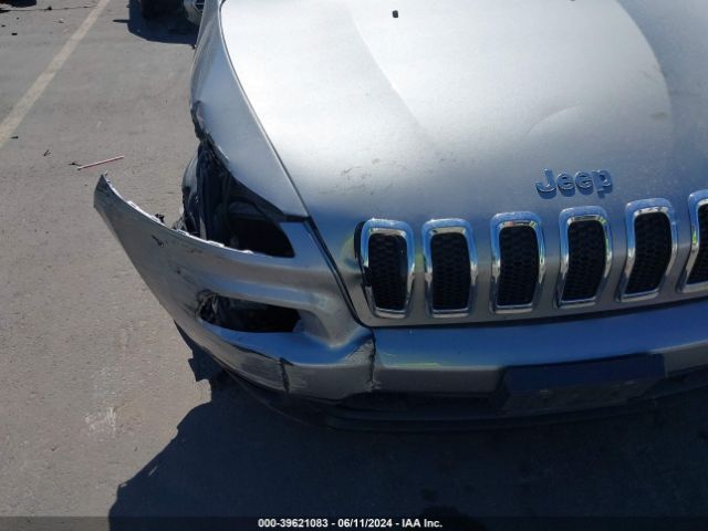 Photo 5 VIN: 1C4PJMAB9GW298865 - JEEP CHEROKEE 