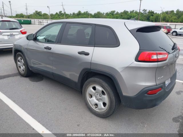 Photo 2 VIN: 1C4PJMAB9GW313946 - JEEP CHEROKEE 