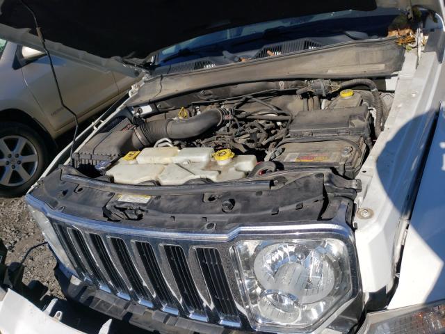 Photo 6 VIN: 1C4PJMAK0CW111572 - JEEP LIBERTY SP 