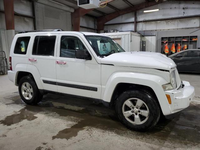 Photo 3 VIN: 1C4PJMAK0CW122538 - JEEP LIBERTY 