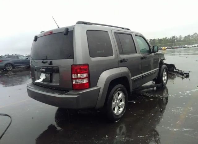 Photo 3 VIN: 1C4PJMAK0CW125374 - JEEP LIBERTY (NORTH AMERICA) 