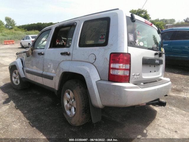 Photo 2 VIN: 1C4PJMAK0CW142062 - JEEP LIBERTY 